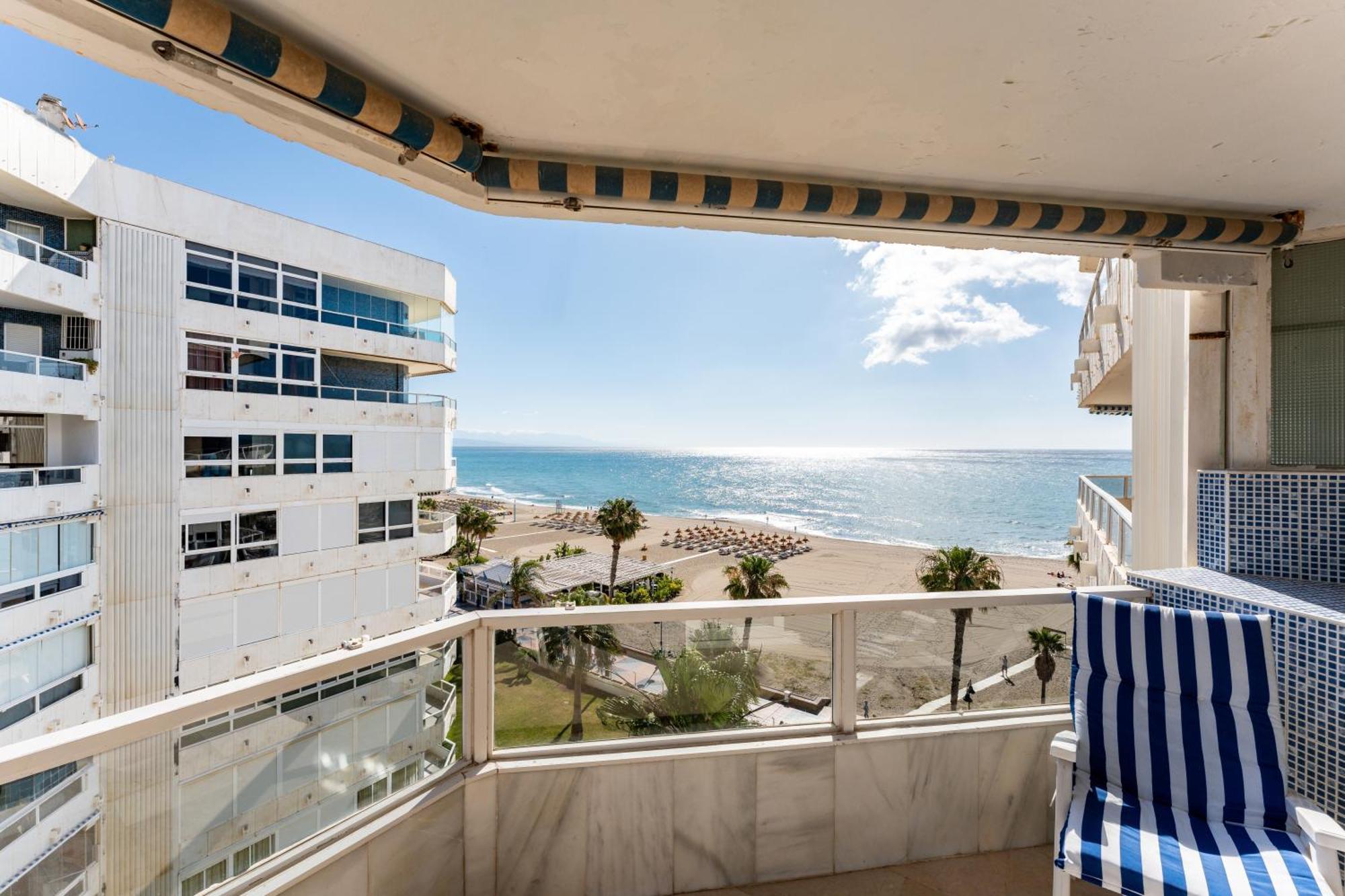 דירות טורמולינוס Tropico Carihuela View & Parking מראה חיצוני תמונה