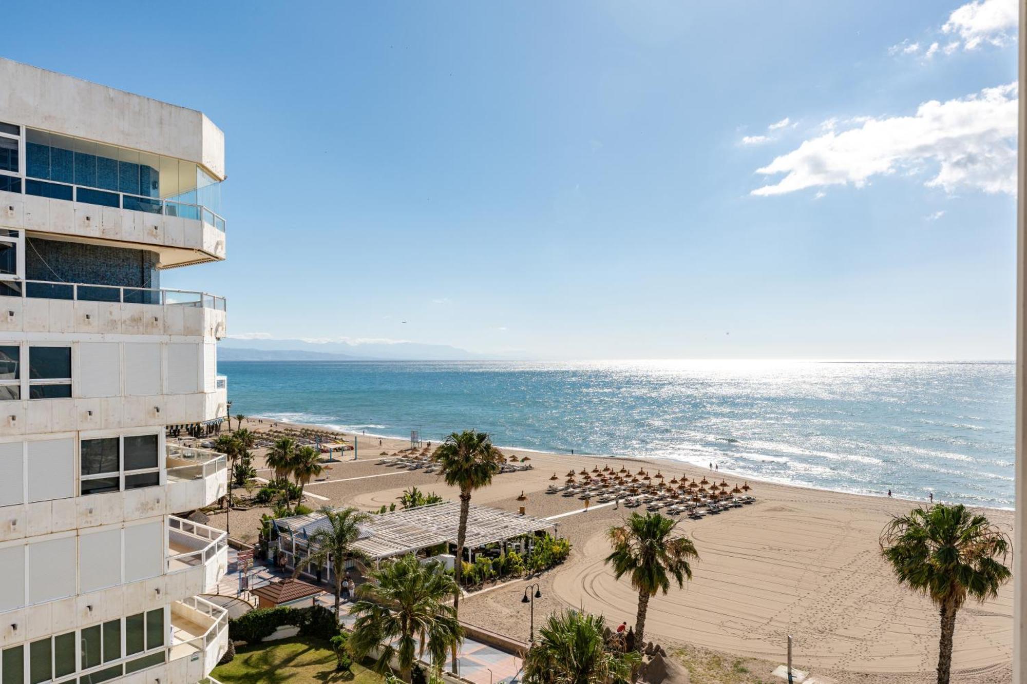 דירות טורמולינוס Tropico Carihuela View & Parking מראה חיצוני תמונה