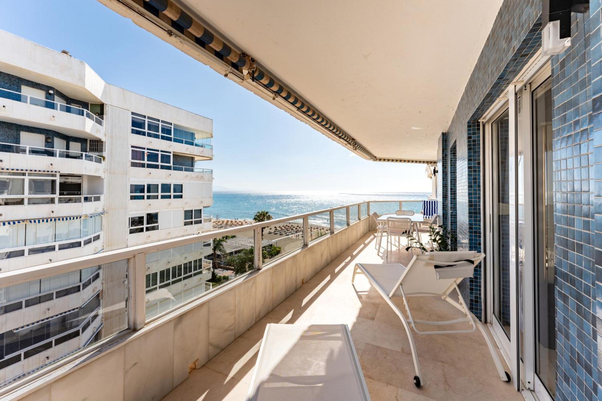 דירות טורמולינוס Tropico Carihuela View & Parking מראה חיצוני תמונה